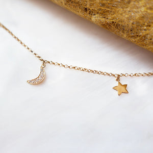 Collar Luna y Estrellas